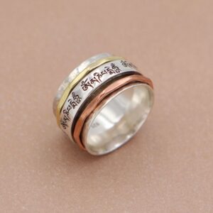 Mantra Energy Spinning Ring